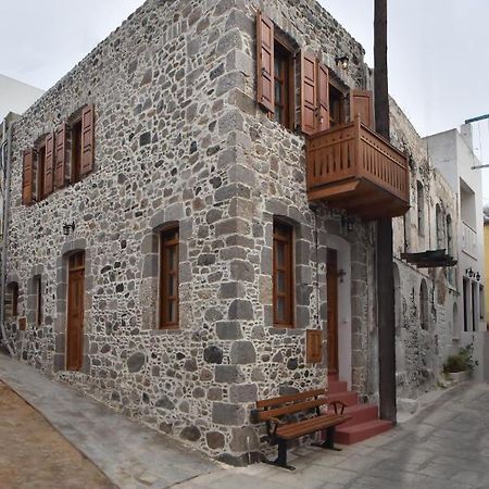 Patriko Nisyrian Guesthouse Mandrákion Exterior foto