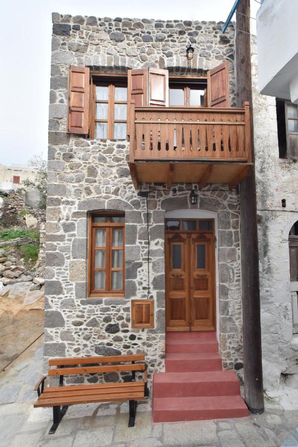Patriko Nisyrian Guesthouse Mandrákion Exterior foto